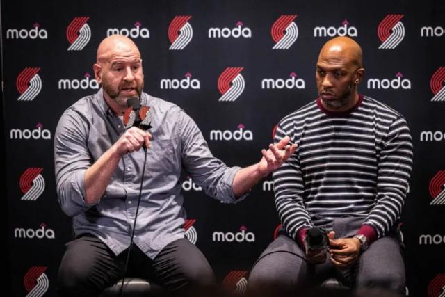 壹号娱乐下载-11连败结束失败赛季 开拓者休赛期迎接巨大挑战