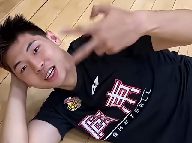 壹号娱乐官网-广东VS深圳凶多吉少！崔永熙上演首秀，杜锋要弃用两名混子球员